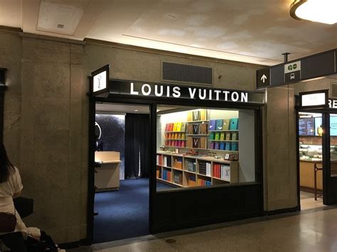 is louis vuitton cheaper in vancouver|louis vuitton vancouver ca.